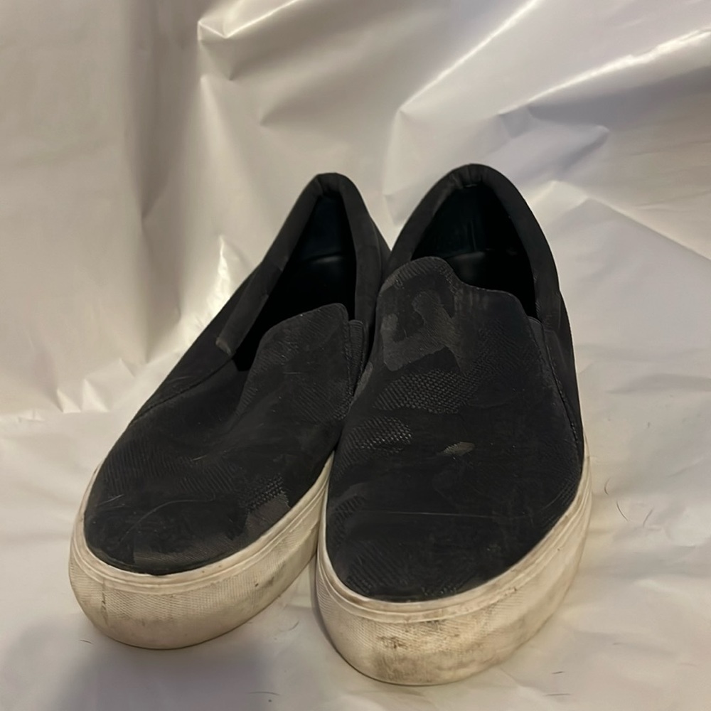 Slip on platform sneaker shoe